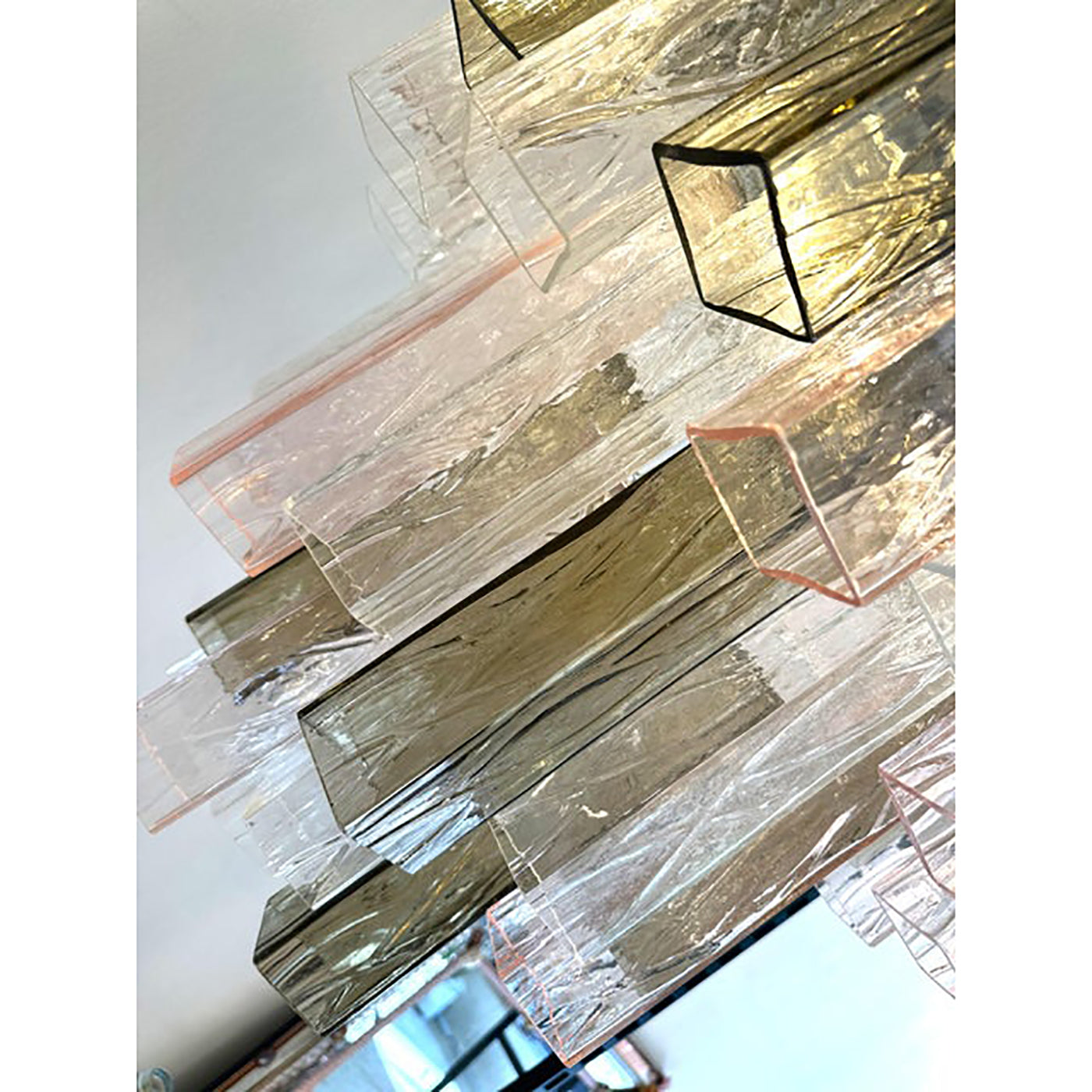 VORELLI Solana Squares Murano Glass Staircase Chandelier - Squares Murano Glass image 6