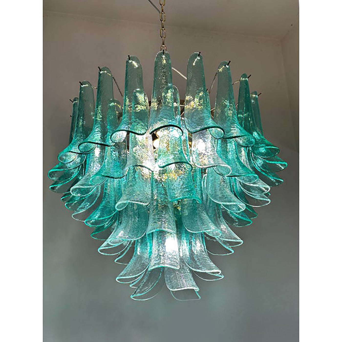 VORELLI Brenta Selle Murano Glass Staircase Chandelier - Selle Murano Glass image 7