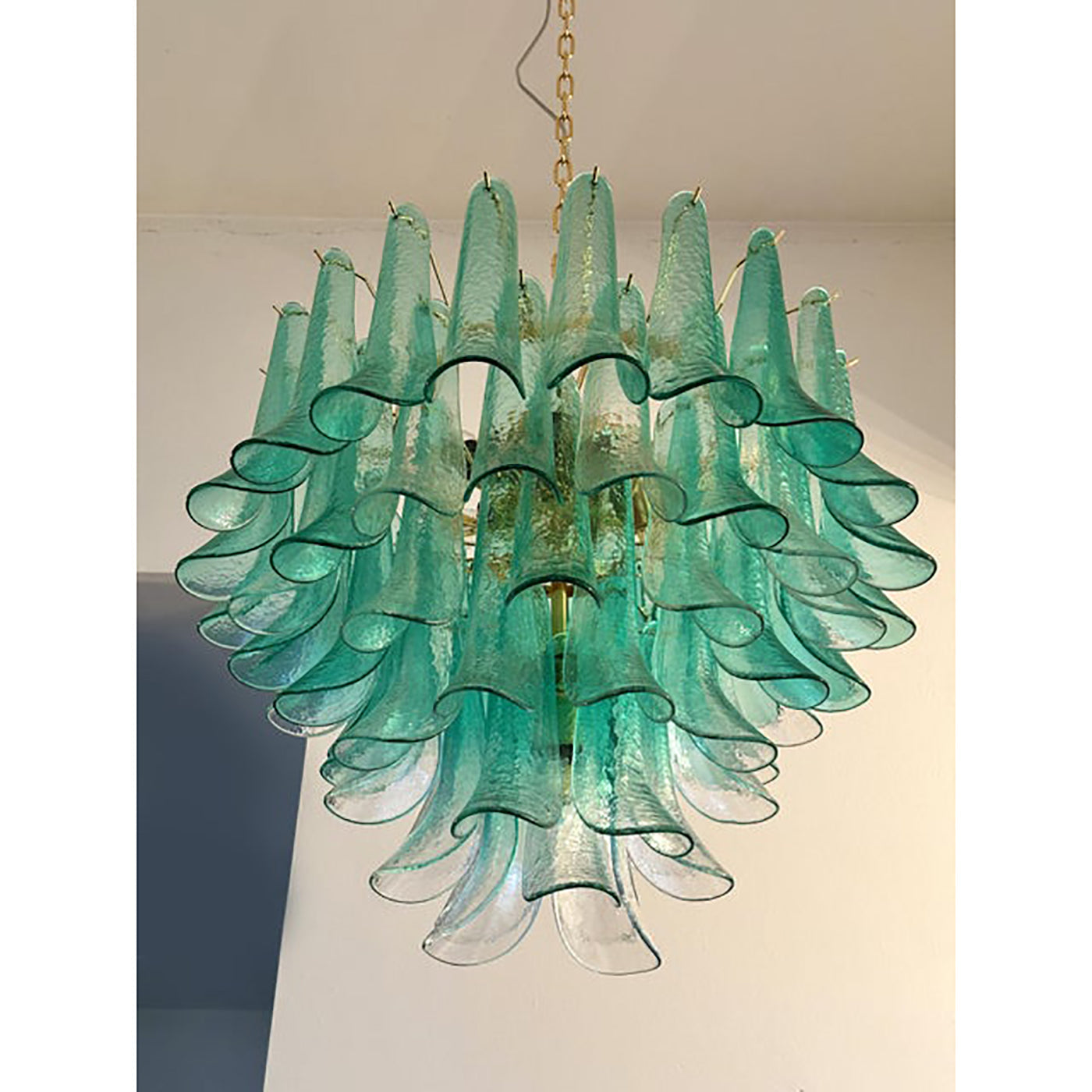 VORELLI Brenta Selle Murano Glass Staircase Chandelier - Selle Murano Glass image 3