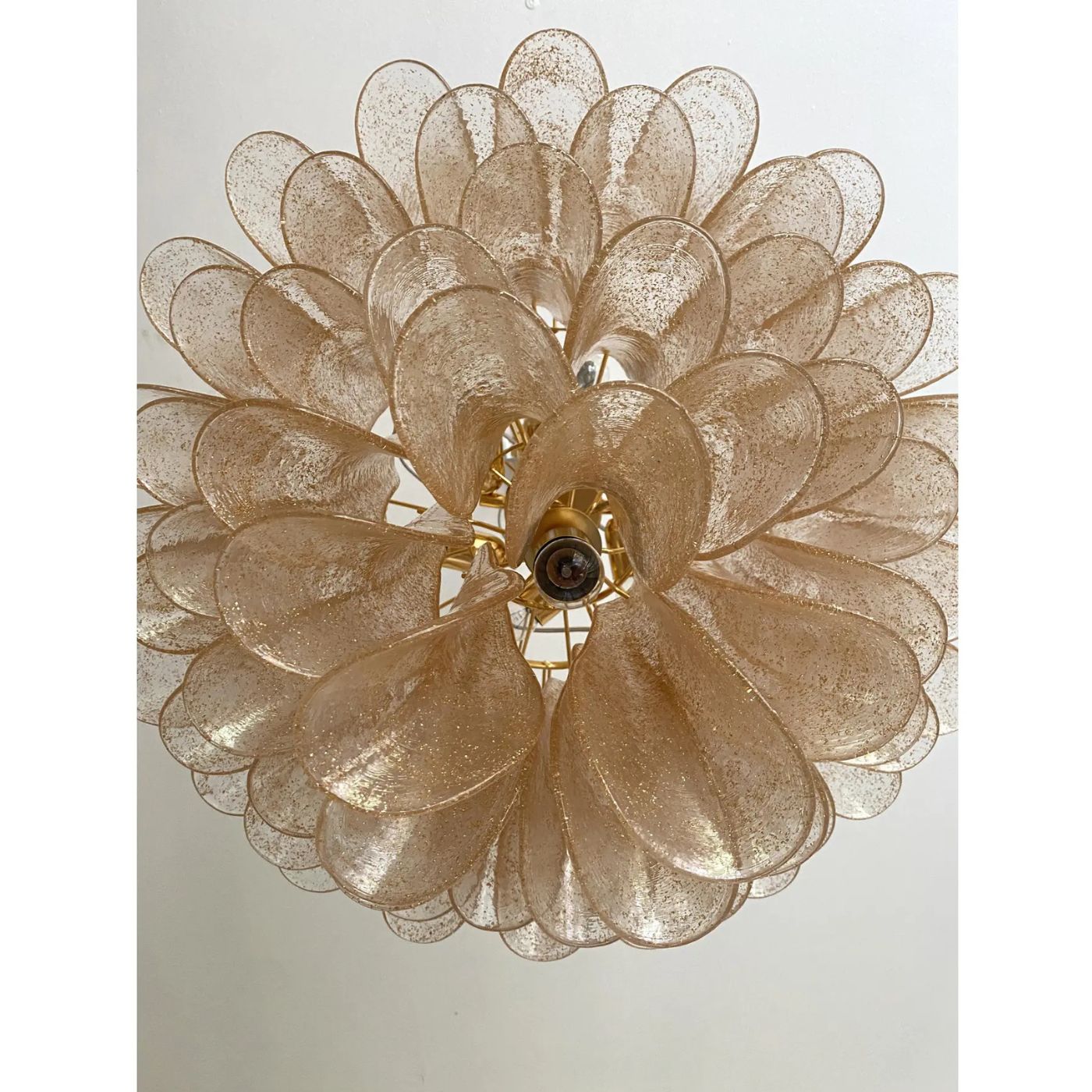 VORELLI Annetta Selle Murano Glass Circular Chandelier - Selle Murano Glass image 8