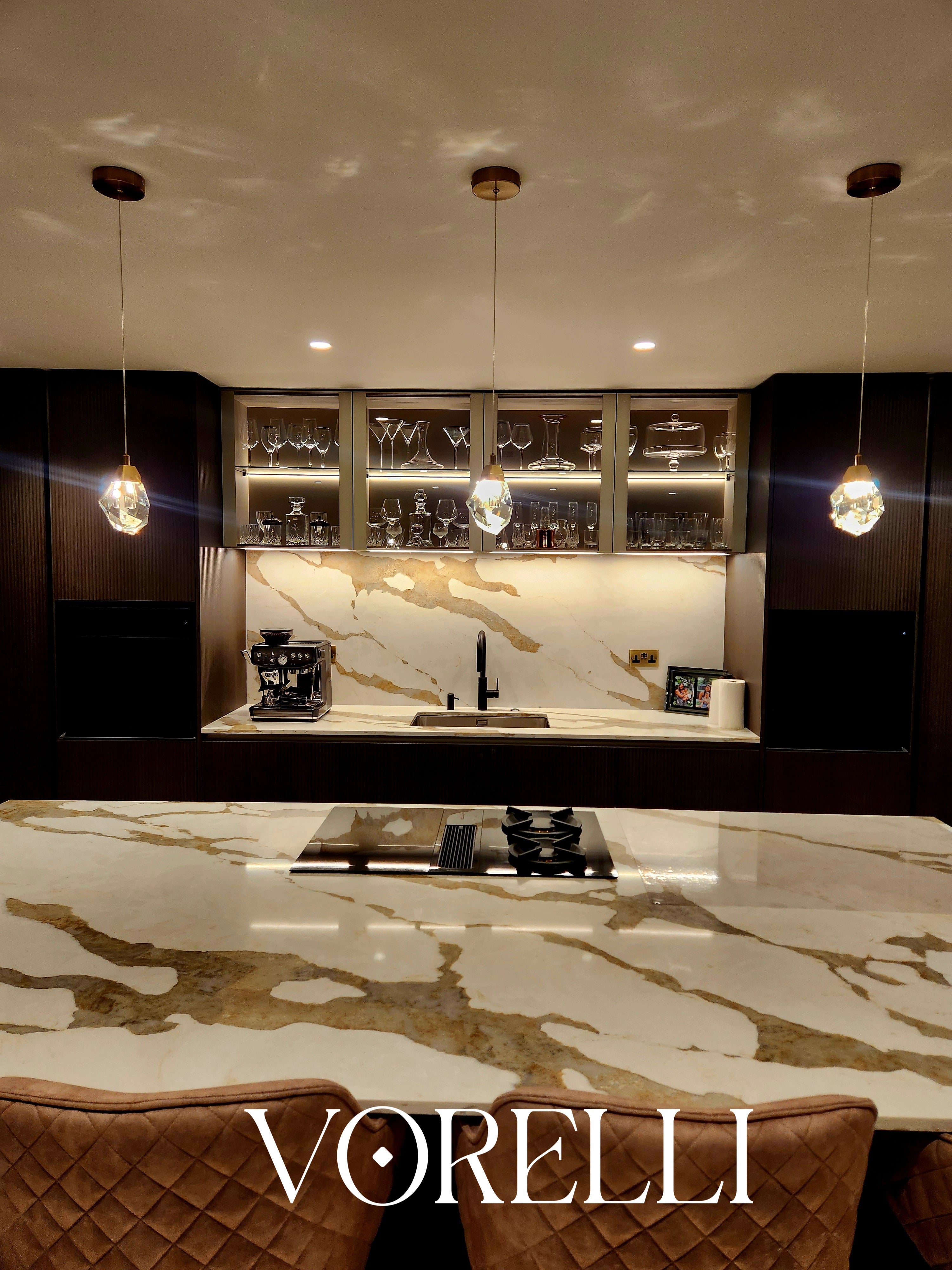 Runtz Pendant detail 2 by VORELLI® - luxury pendant light for Dubai villas and UAE interiors