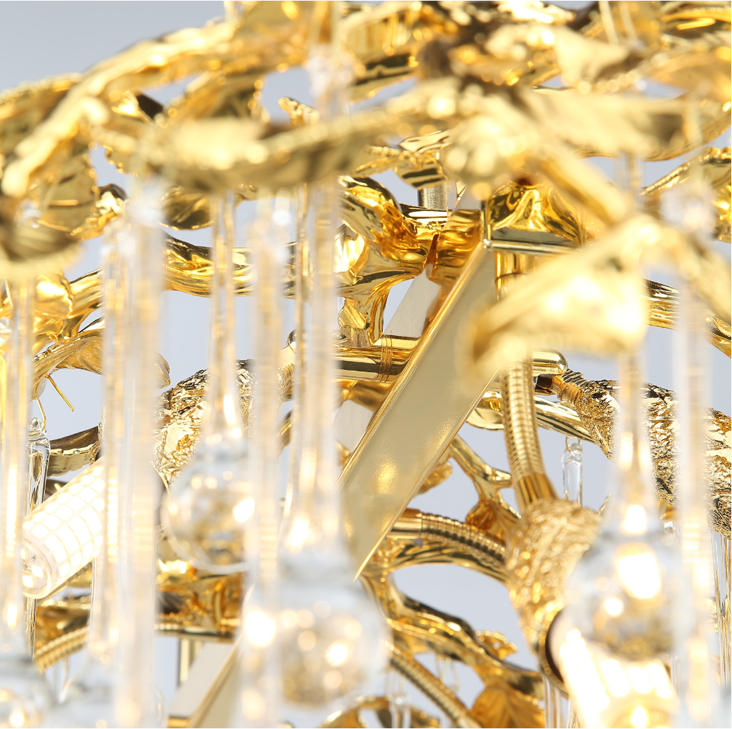Close-up of sculptural gold branches and crystal drops on L’Albero d’Oro VI