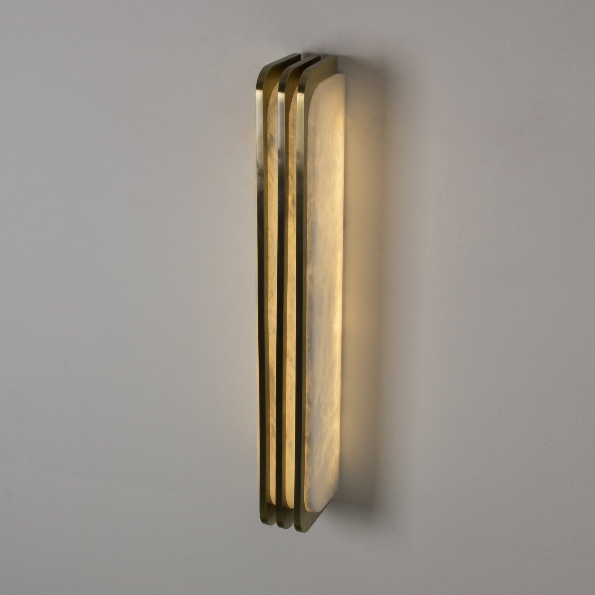 Bellagio Marble Wall Light by VORELLI