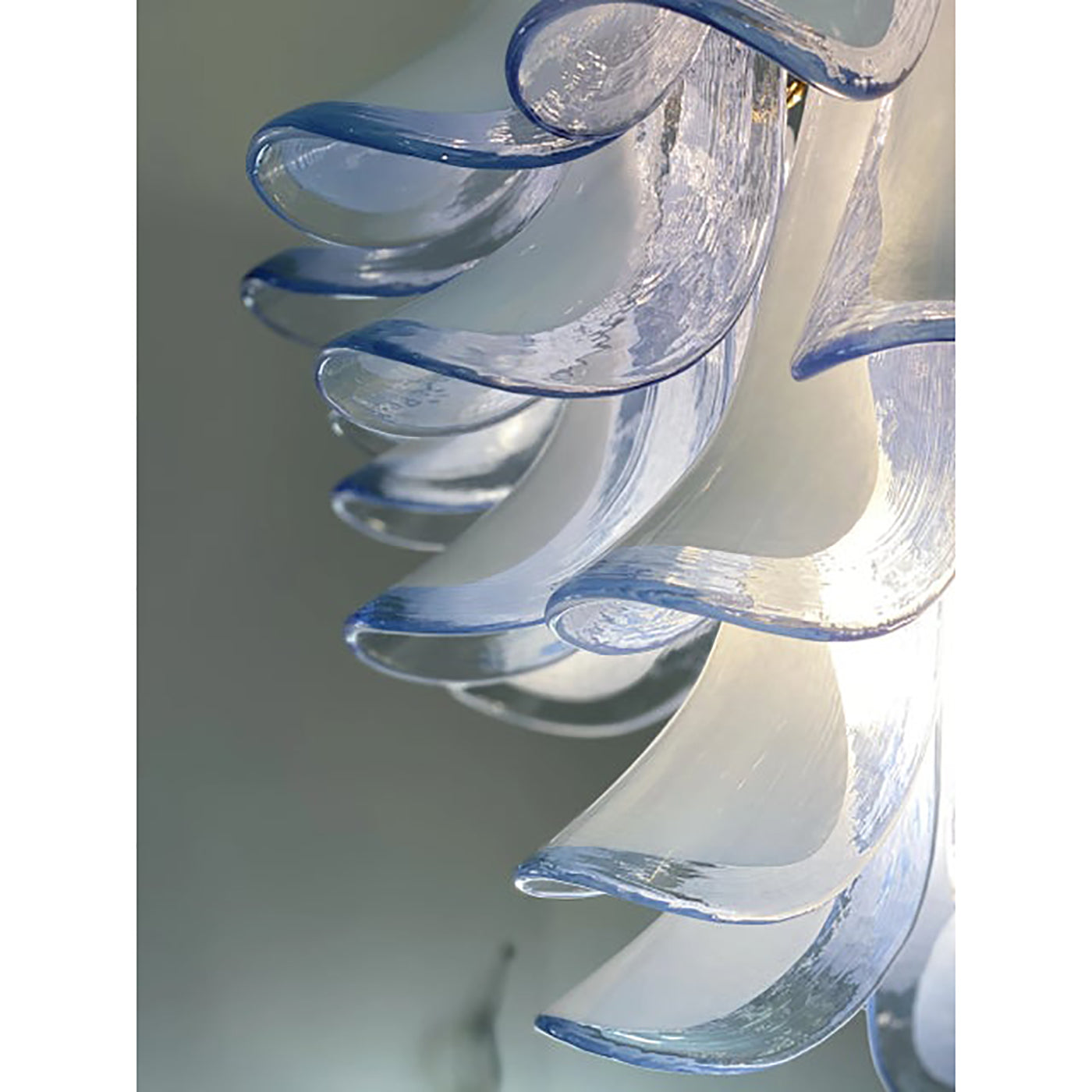 VORELLI Amadea Selle Murano Glass Circular Chandelier - Selle Murano Glass image 4