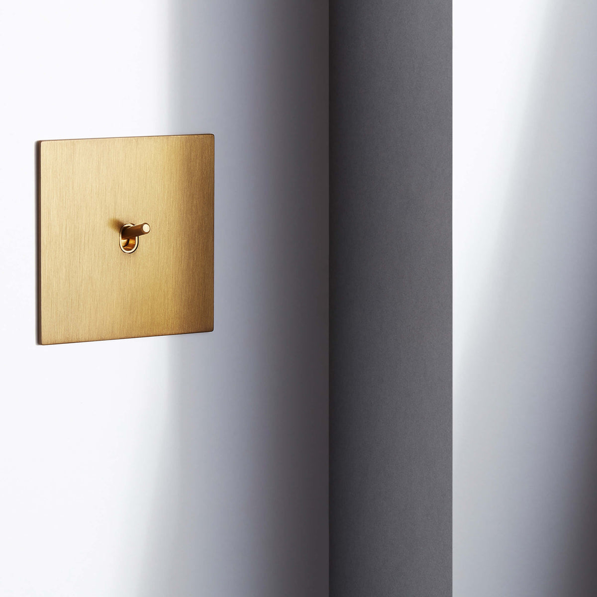 Renaissance Toggle Switch architectural switches view 3