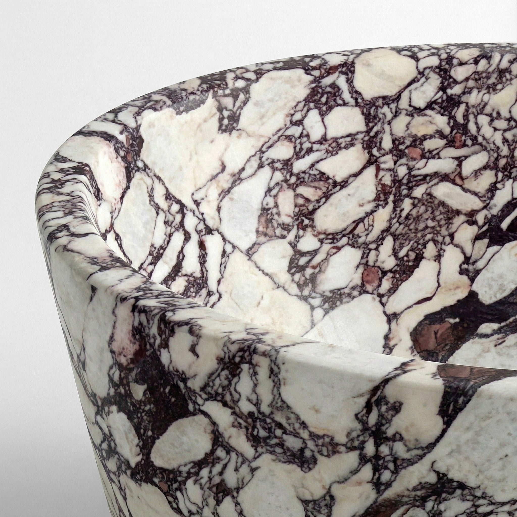 Calacatta Viola Marble Freestanding Bathtub - Tapered by VORELLI