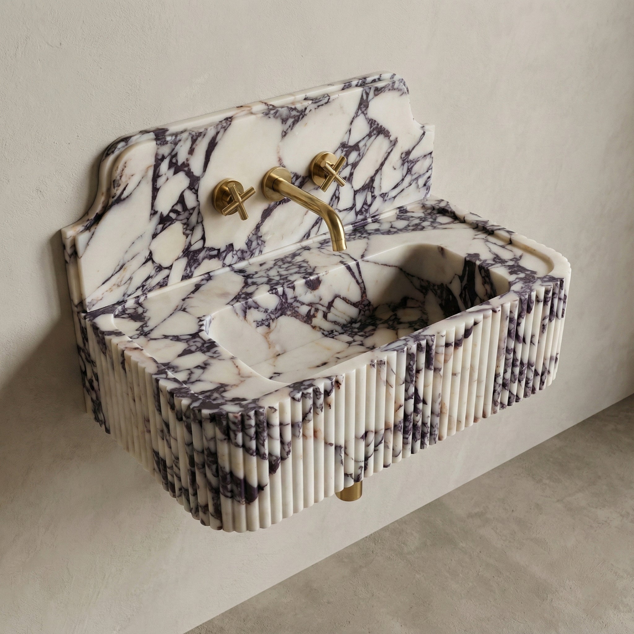 Calacatta Viola Backsplash Sink - Fluted by VORELLI