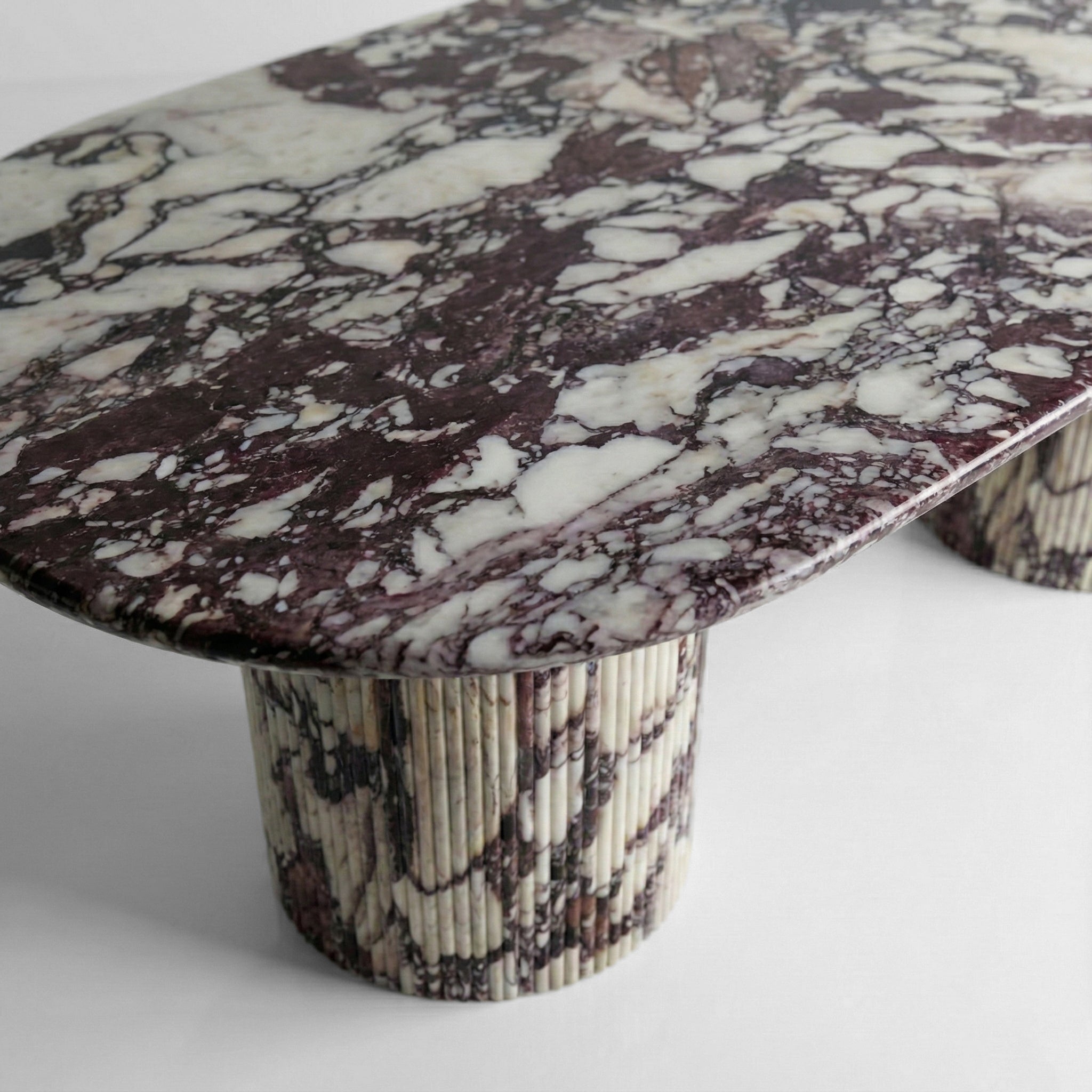 Calacatta Viola Marble Oval Dining Table - Fluted by VORELLI