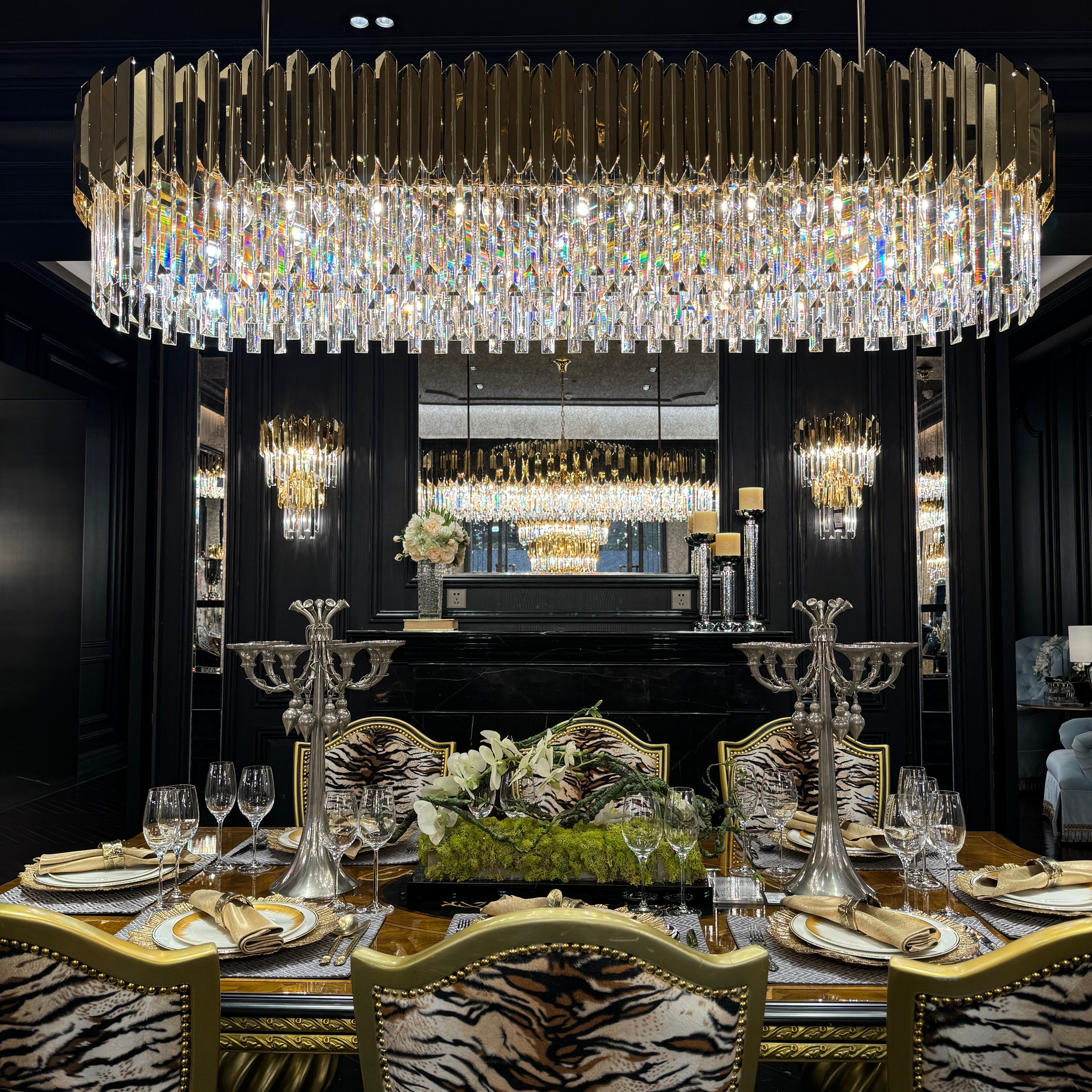 Manhattan Rectangular Chandelier by VORELLI