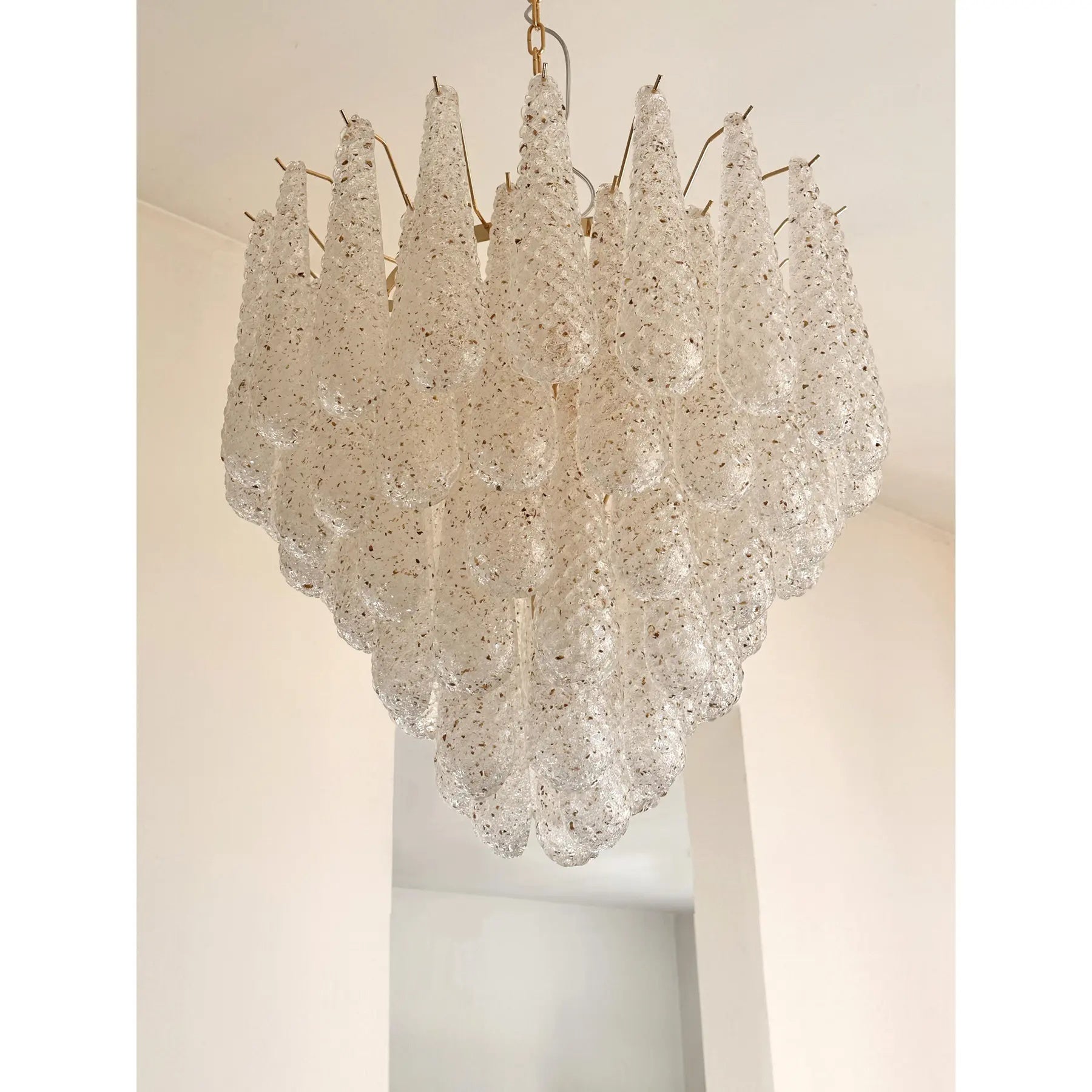 VORELLI Nerissa Conchiglie Murano Shell Glass Staircase Chandelier - Conchiglie Murano Shell Glass image 3