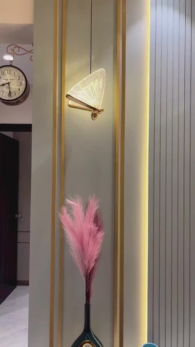 Butterfly Pendant Light video by VORELLI® showing pendant light detail for Dubai villas and UAE interiors