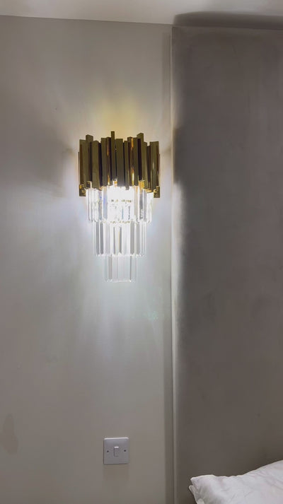 Boeotia Wall Light video by VORELLI® showing wall light detail for Dubai suites and UAE hospitality interiors