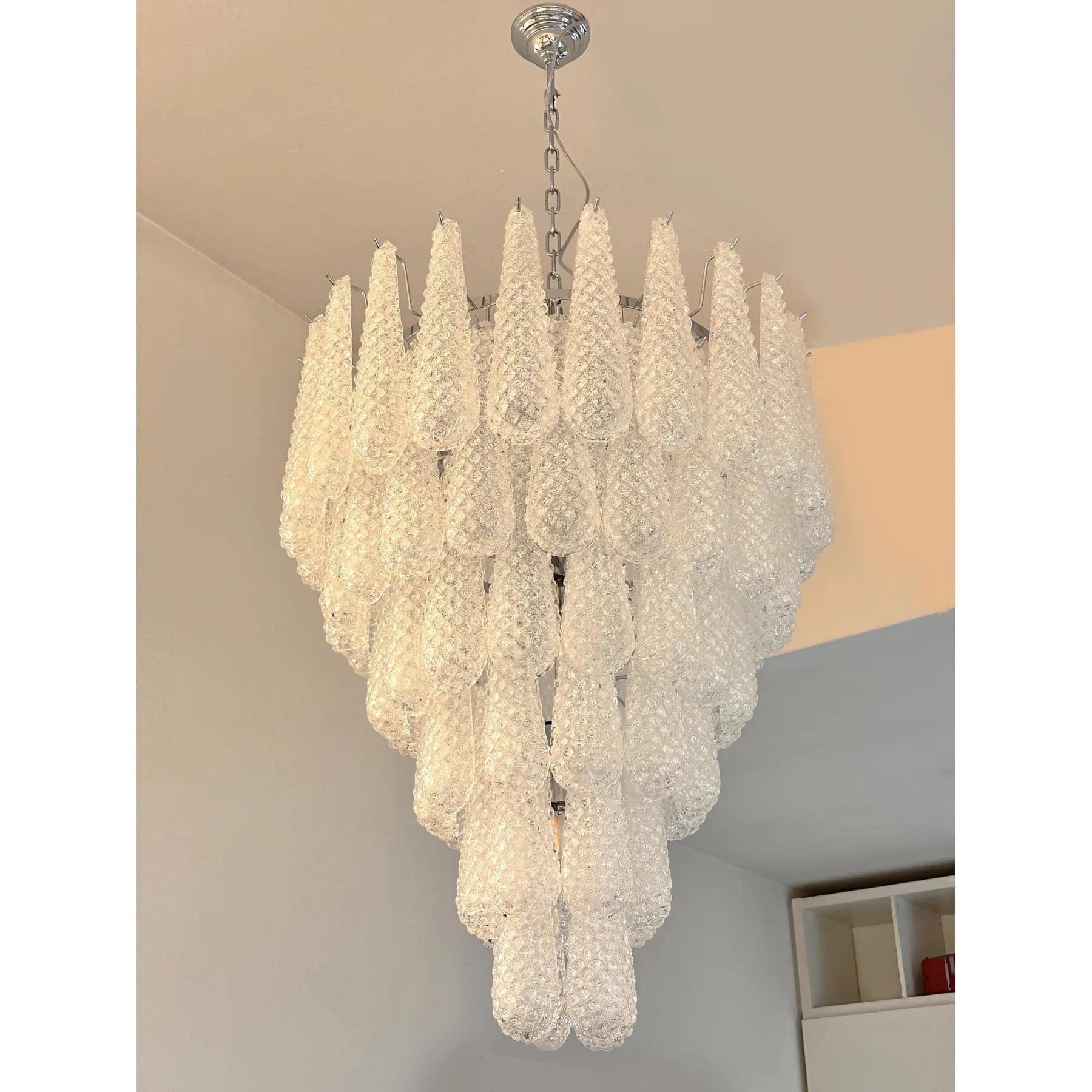 VORELLI Orsina Conchiglie Murano Shell Glass Staircase Chandelier - Conchiglie Murano Shell Glass image 5