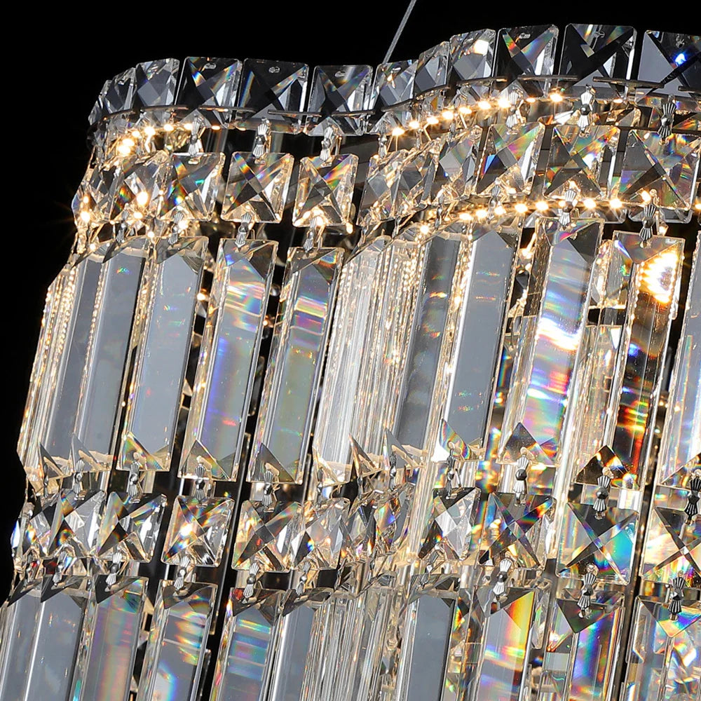 Close up of diamond cut crystals on VORELLI Abruzzi II chandelier