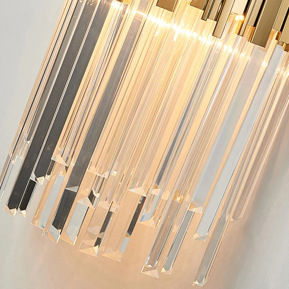 Detailed close-up of the Boeotia Wall Light II’s crystal bars, emphasising clarity and craftsmanship.