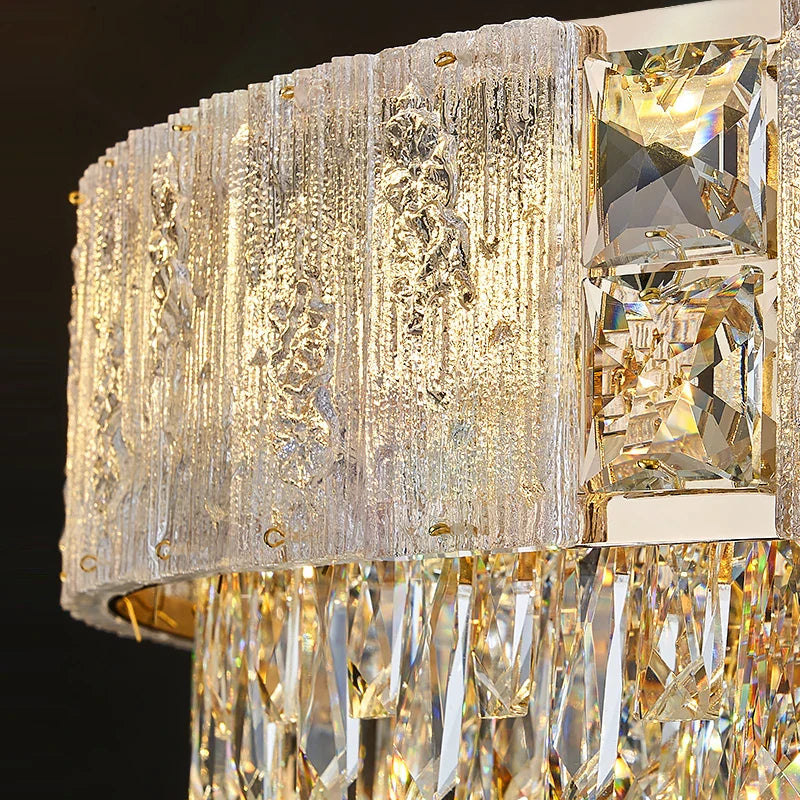 Close up of cracked crystal encircling the top perimeter of VORELLI® Patrizio circular chandelier