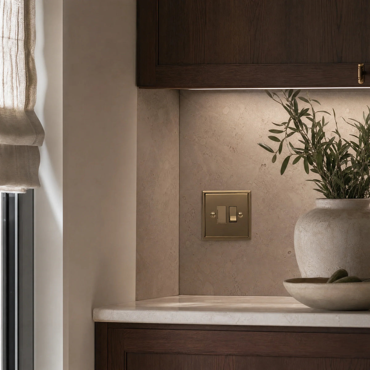VORELLI® Sheraton Fuse Spur, shown above a kitchen worktop in an interior visualisation.